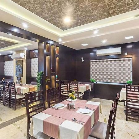 Bellevue Hotel Gwalior Exterior foto